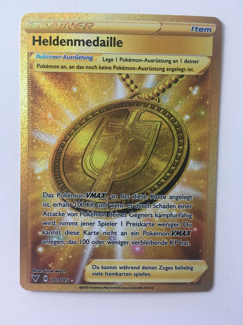 Pokémon Carte collezionabili: Pokemon Heldenmedaille Farbenschock Deutsch – Nuovo (secondo la descrizione) da Wabern venduto da Collectfun