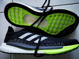 NEUE Running-Schuhe Adidas Solar Glide 3 Gr. 45 1/3