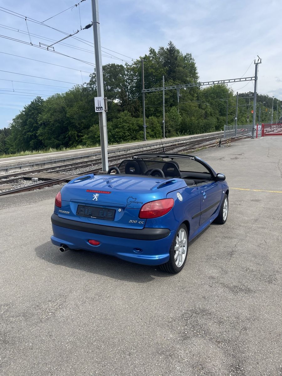 Peugeot Autos: Peugeot 206 2.0 Cabrio – Gebraucht aus Steinach von  3