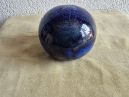 Blaue Keramikkugel - Schweizer Kunsthandwerk