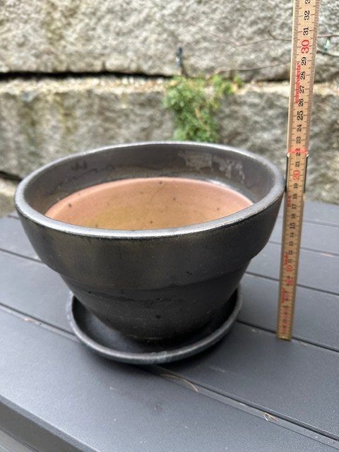 Vasi per fiori: Blumentopf in Braun – Usato da Weiach venduto da Stony12