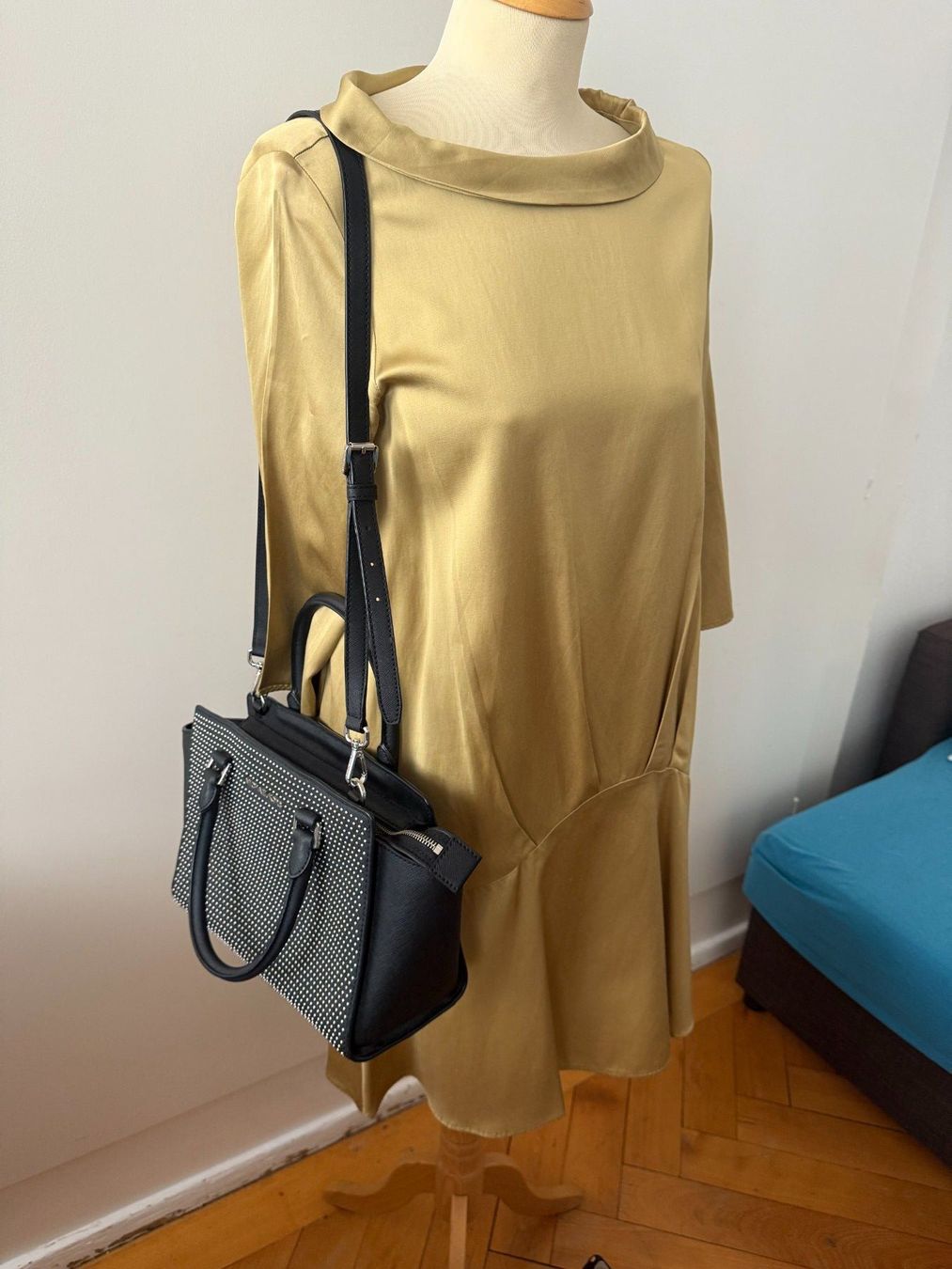 Vestiti: Robe élégante verte jaune – Usato da Le Locle venduto da tchanatakoua 1