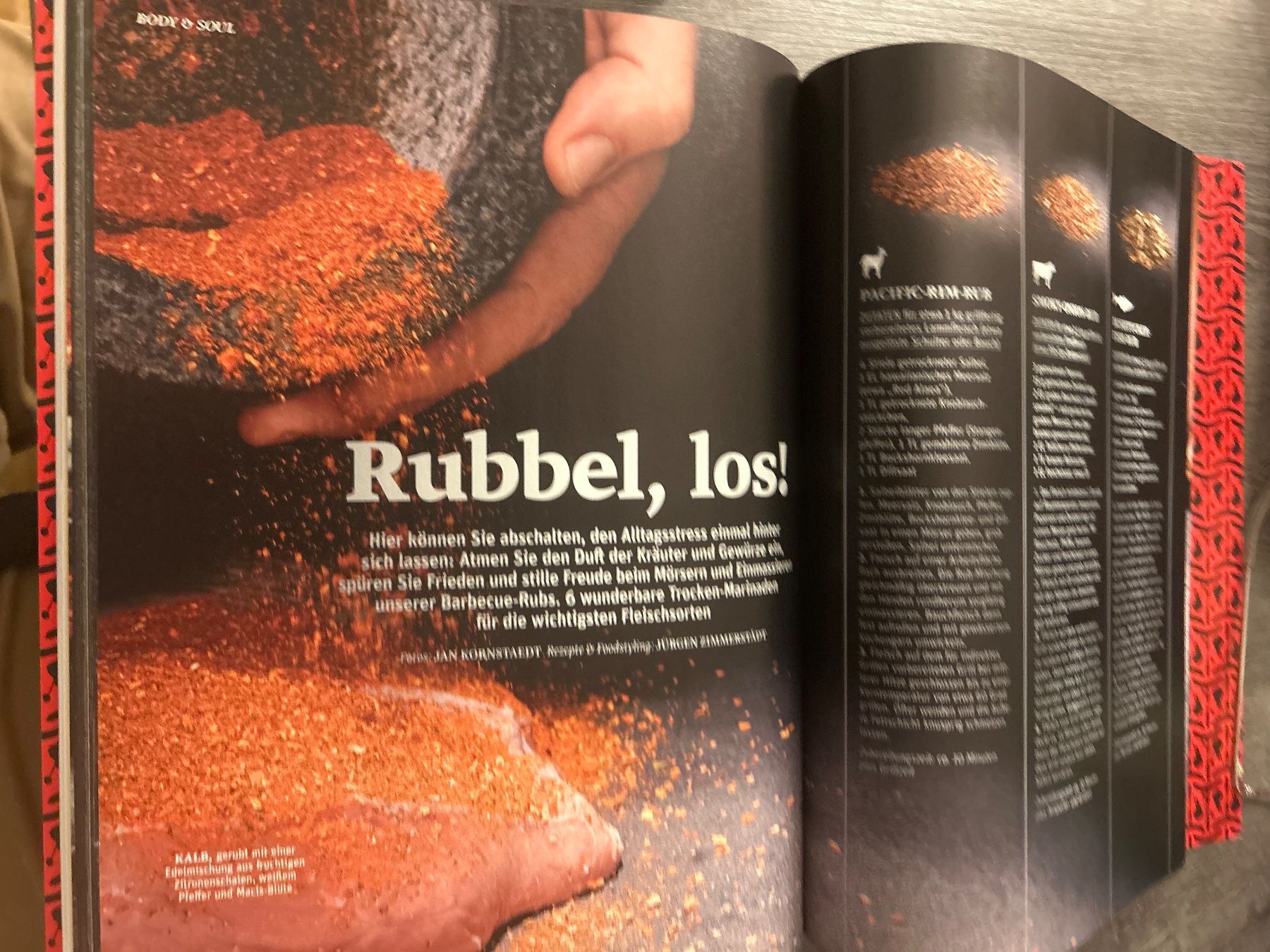 Riviste & Magazine: BEEF! MÄNNER KOCHEN ANDERS Magazin Nr. 57 – Usato da Zollikerberg venduto da Lukem01 2