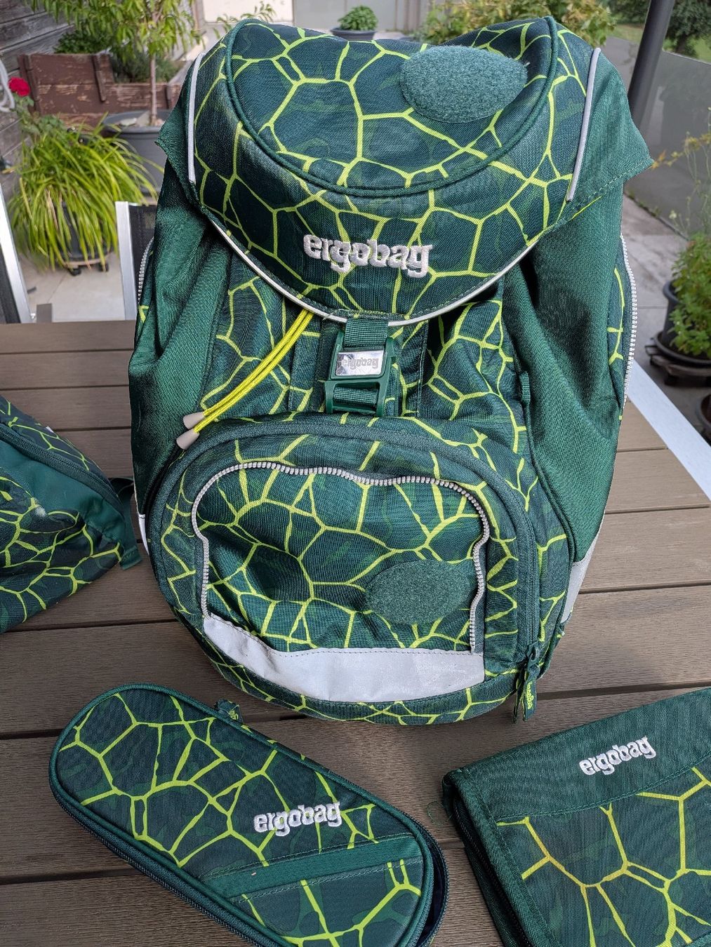 Ergobag Borse & Zaini: Ergobag Schulranzen pack Set – Usato da Gams venduto da Talpis