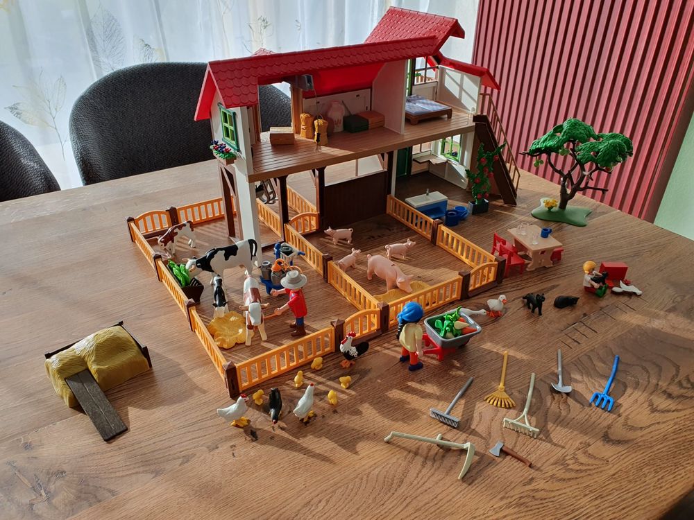 GRANDE FERME PLAYMOBIL