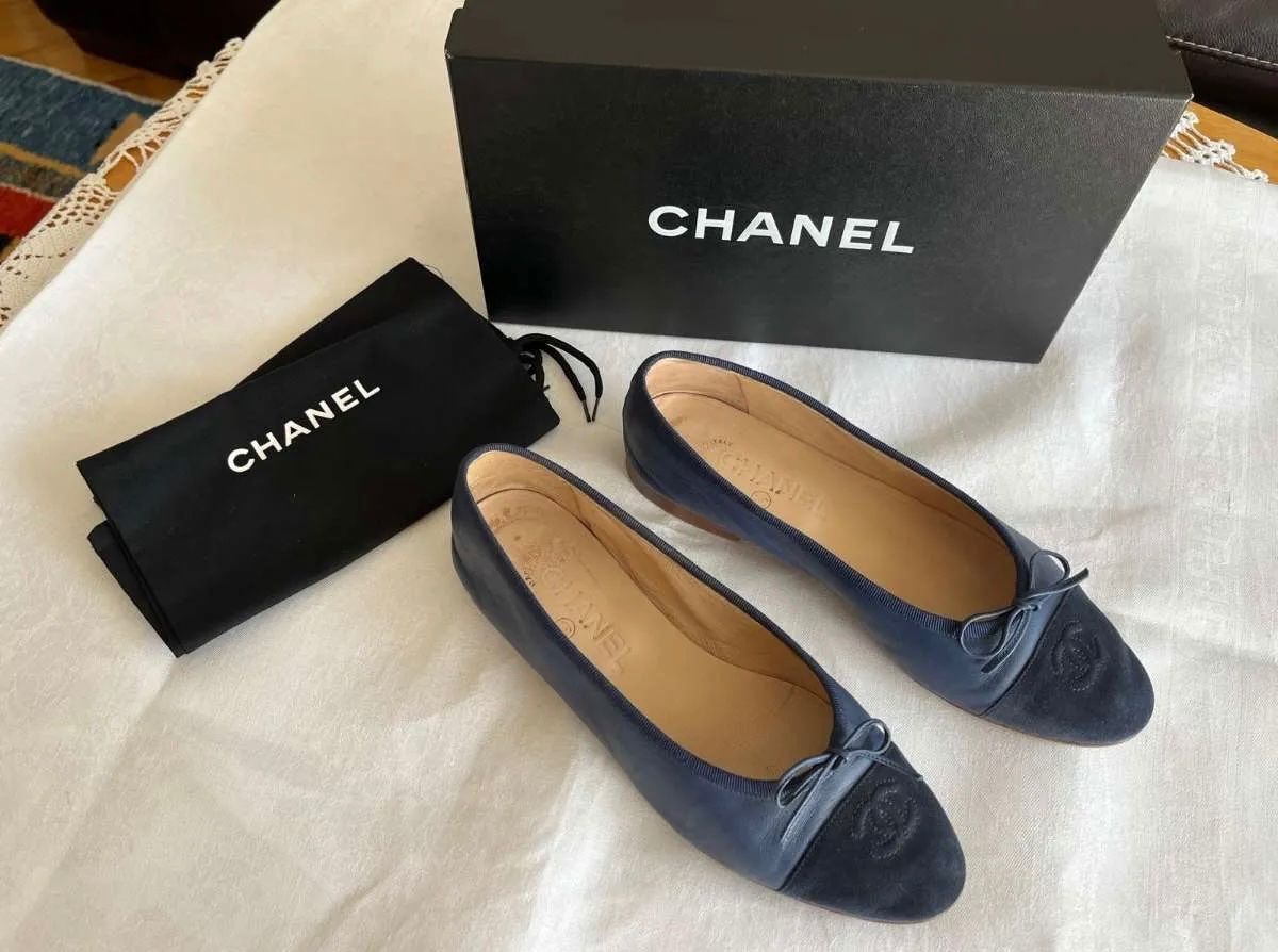 Chanel Scarpe da donna: Chanel Ballerina, Gr. 38, blau – Nuovo (secondo la descrizione) da Triesen venduto da dardaleni 3