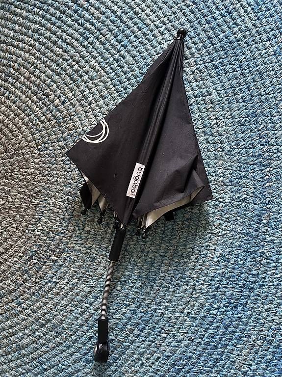 Bugaboo Sonnenschirme: Bugaboo Schirm Schwarz – Gebraucht aus Davos Platz von eva_pc55