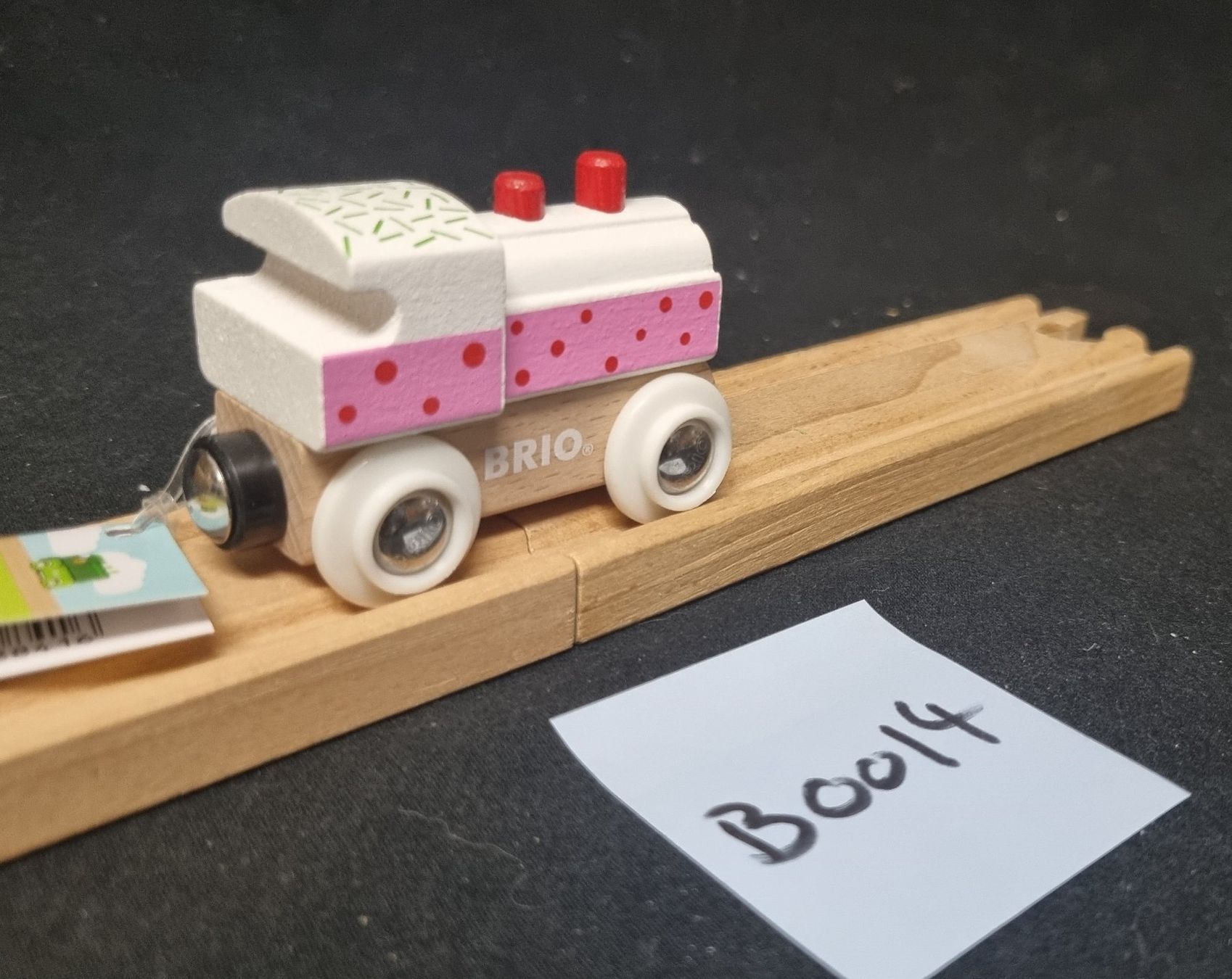 Brio Giocattoli: Brio Super Sammel Lok Cupcake – Nuovo (secondo la descrizione) da Willisau venduto da Hilbrand-Handel 2