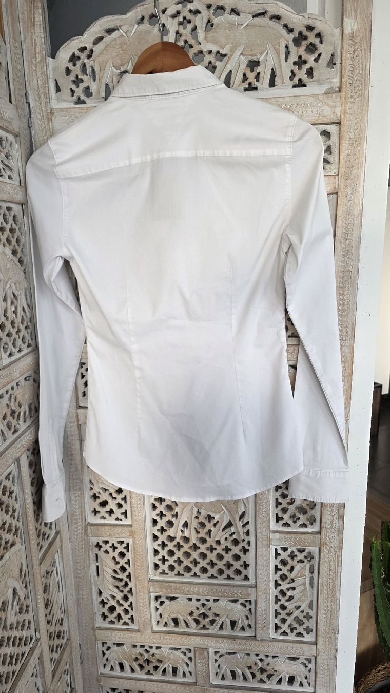 Camicette: Chemise blanche Tommy Hilfiger Taille 34 – Usato da Courgevaux venduto da AT12 2