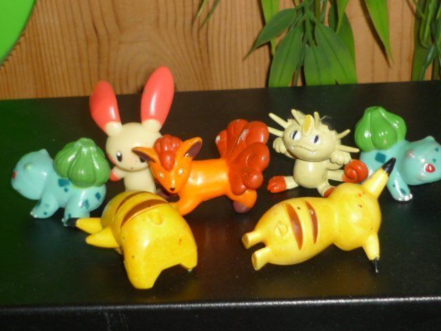 Pokémon Figurines: POKÈMON 5 STK.+  2 GRATIS DEFEKT – D'occasion à St.Gallen par Anso 3