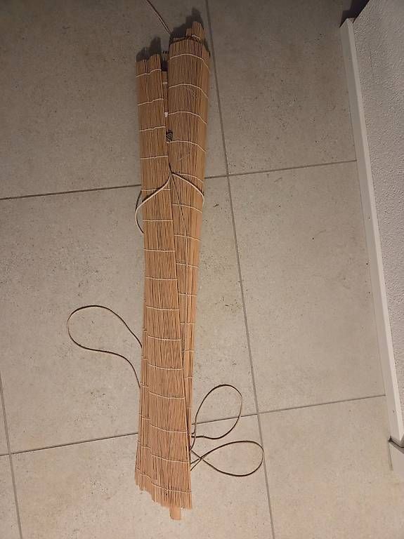 Küchengeräte: A vendre jalousie bois – Gebraucht aus Bulle von mur_7mwd 1