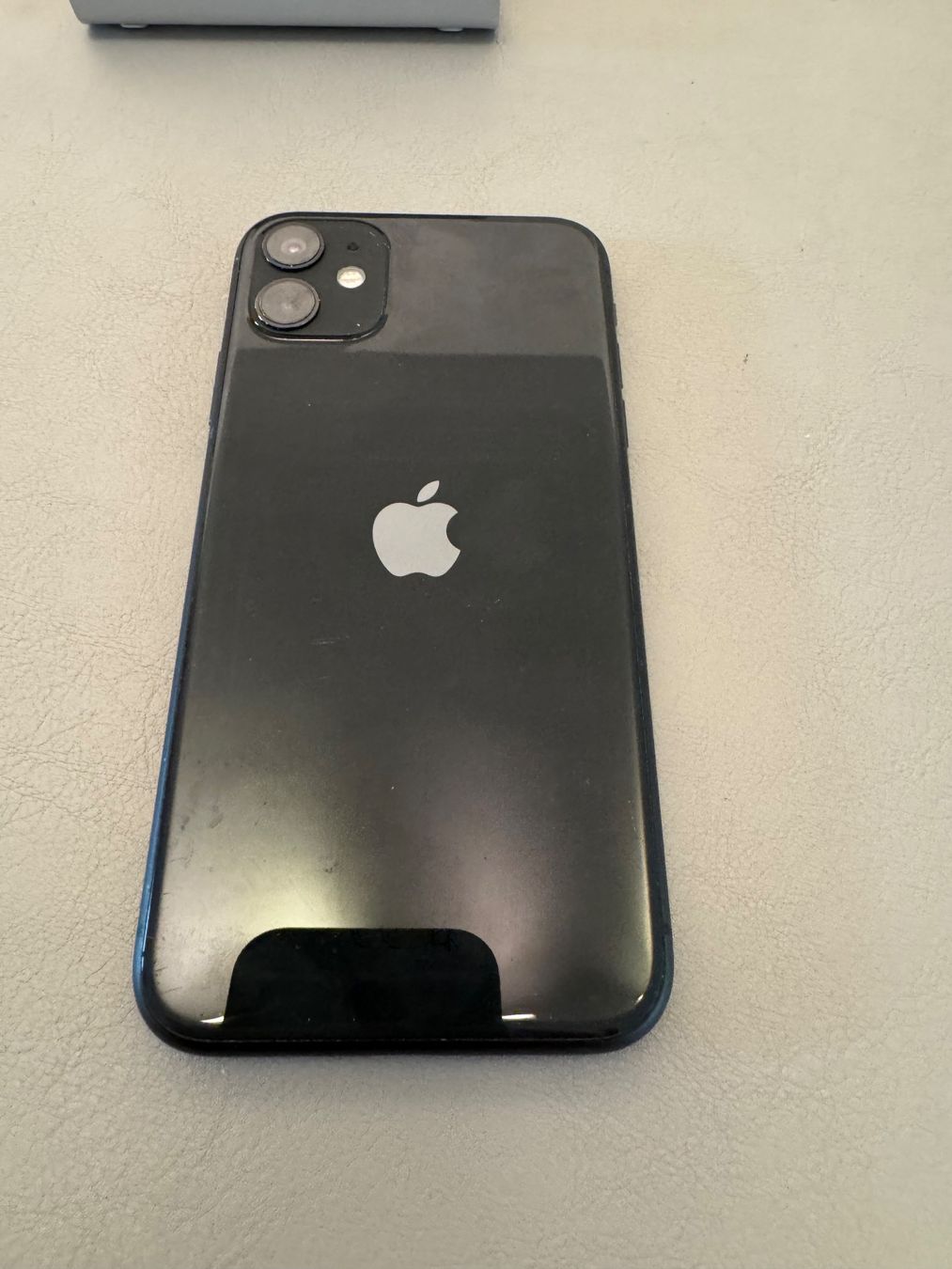 Apple Telefoni cellulari / Smartphones: iPhone 11 128GB – Difettoso da Adliswil venduto da Busys 1