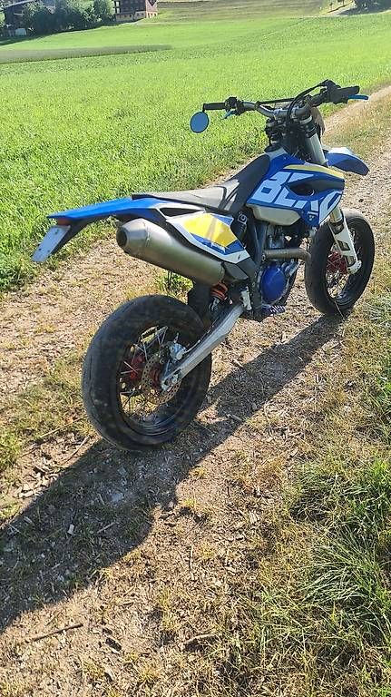 Strada: Supermoto Husaberg FE450 – Usato da Hofstatt venduto da NHTN95DA 1