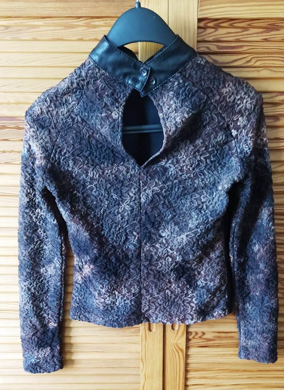 Blusen: Bluse mit Stehkragen und Webstoffärmeln - Grösse 42 - – Neu (gemäss Beschreibung) aus Zürich von 1-2-3 3