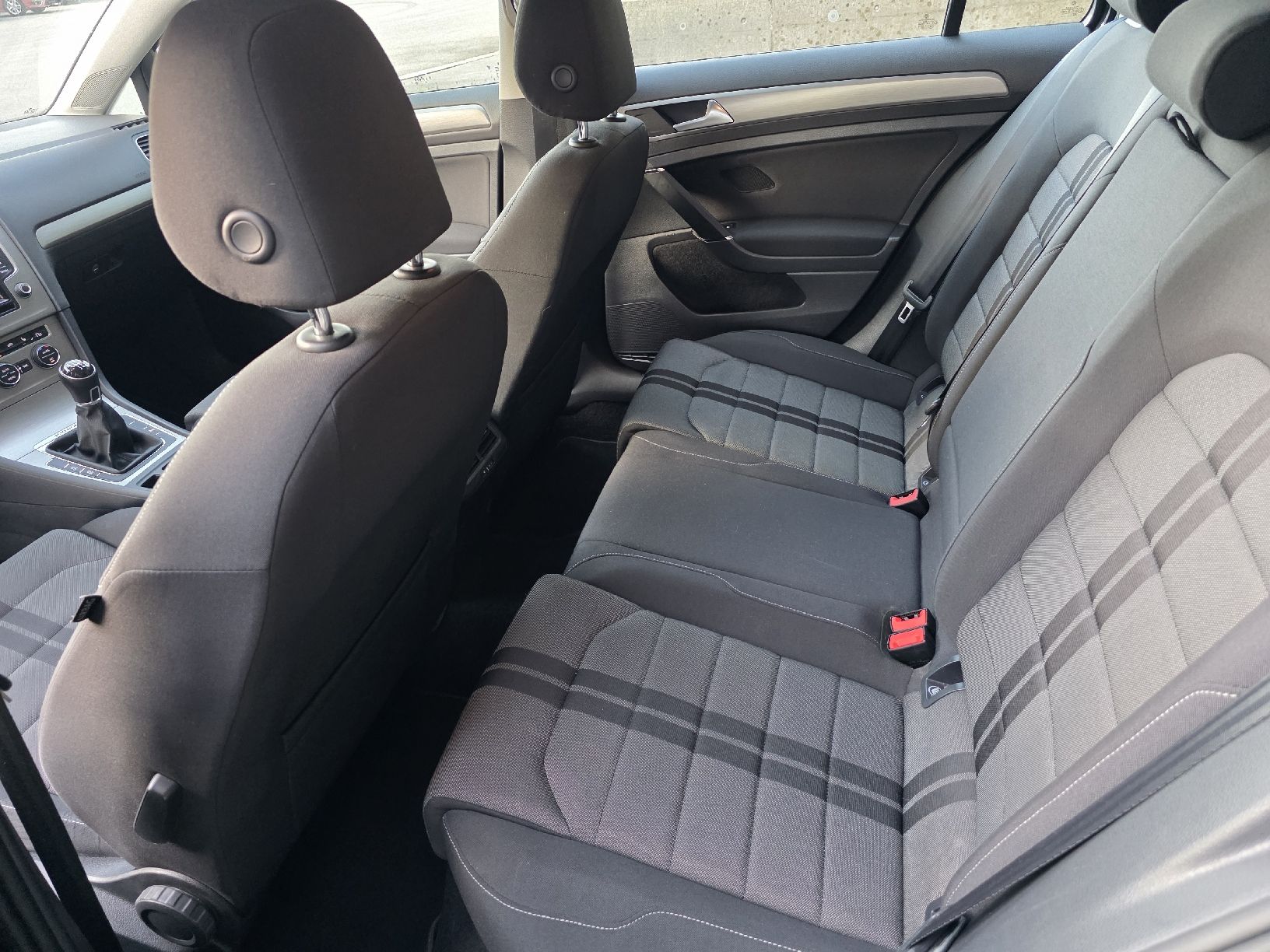 VW Autos: VW GOLF 7 2.0 TDI 4MOTION – D'occasion à Rothenthurm par kop_v9 4