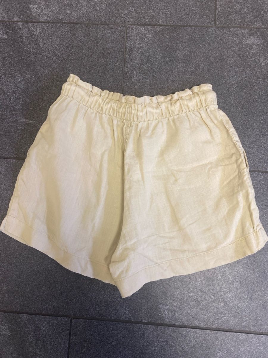 H&M Pantaloni: Shorts kurz H&M Gr.XS – Usato da Baar venduto da kamasija 1