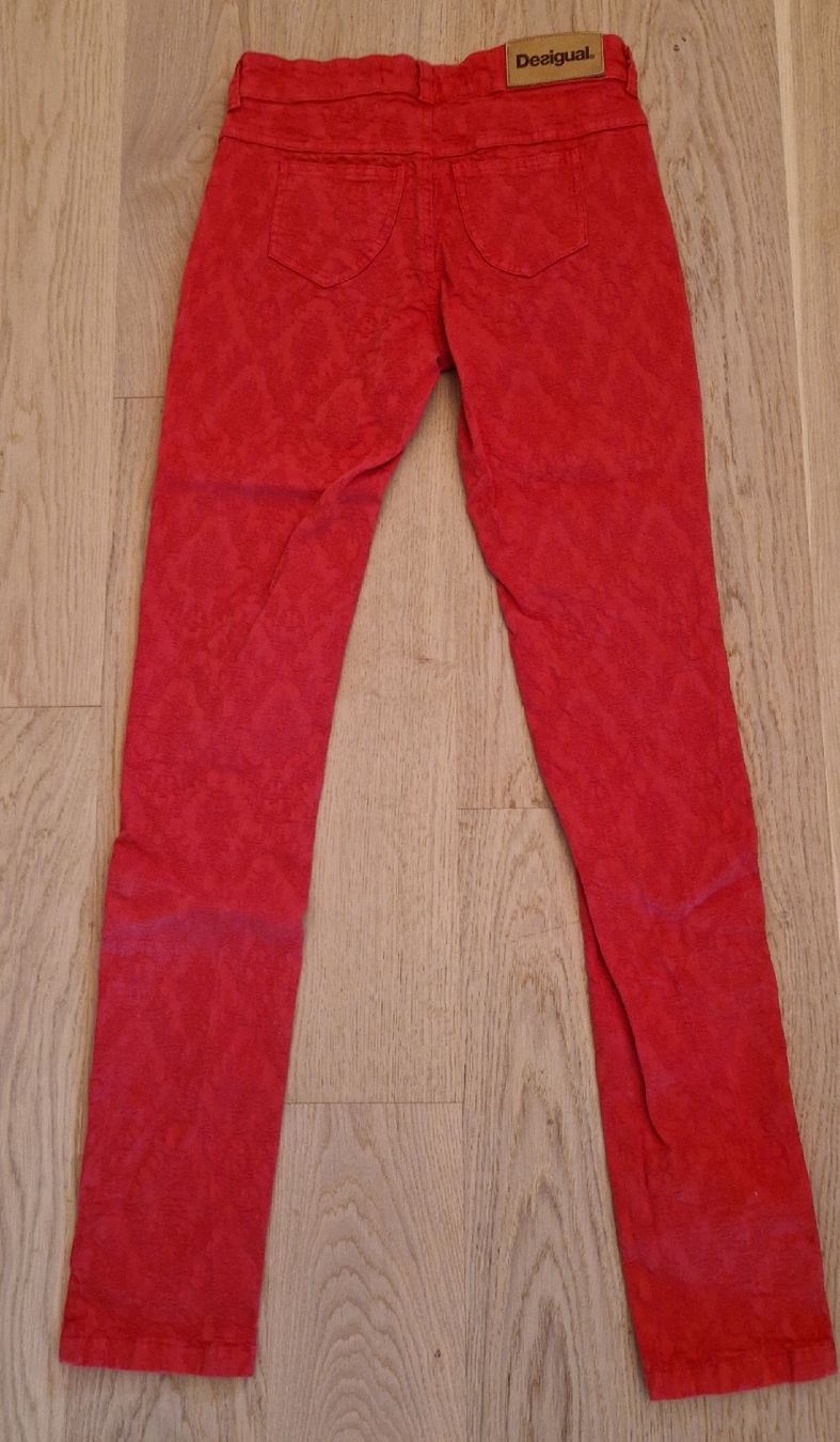 Desigual Hosen: Desigual Hose, rot, Grösse 34 – Gebraucht aus Gasel von sale65 3