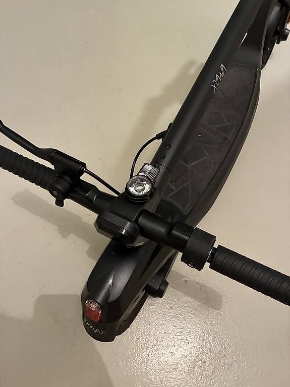 Kickboard: 2x E-Scooter: Vmax VX3 LT – Usato da Zürich venduto da renee-z 3