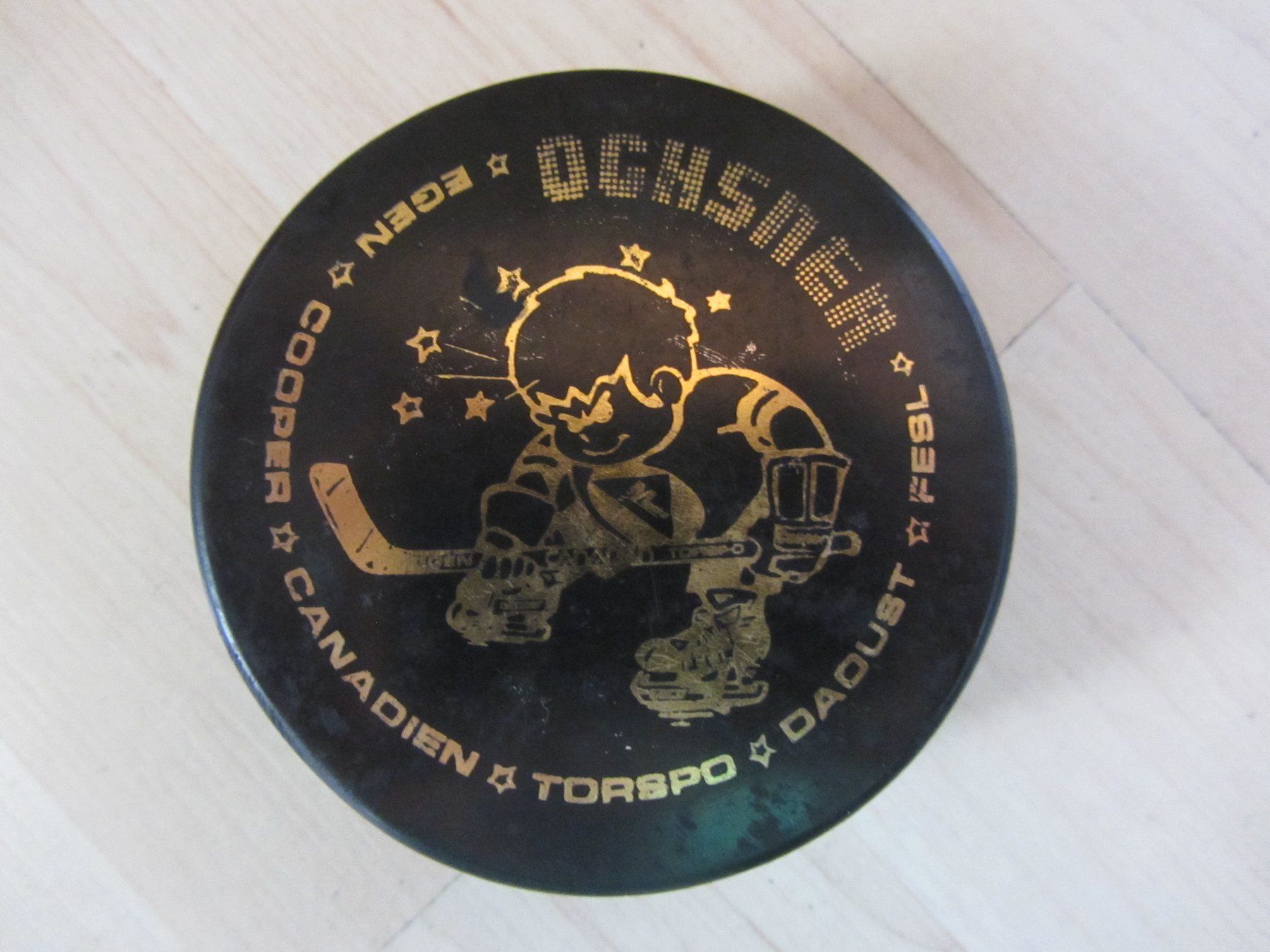 Palloni: Vintage Eishockey Puck Ochsner – Usato da Grüningen venduto da saya14
