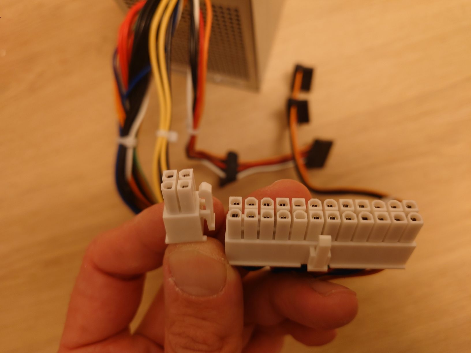 Dell Custodie: Dell H275AM-00 Netzteil - 275W – Usato da Zürich venduto da Almohammed 4