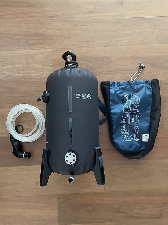 Véhicules de camping: Decathlon Outdoor Dusche – D'occasion à Emmenbrücke par nil_mtg6