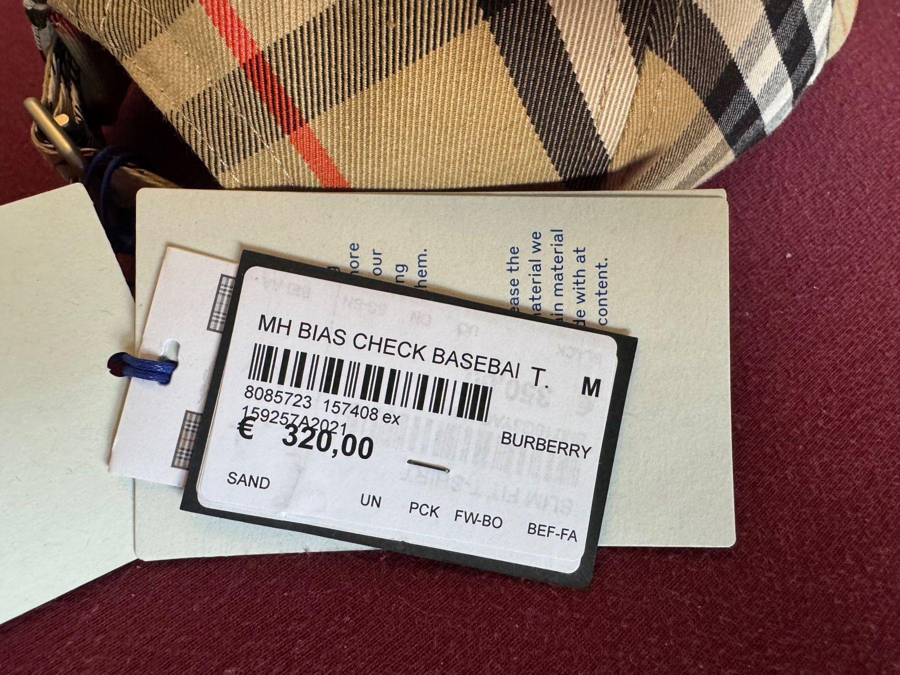 Burberry Copricapi, berretti & cappellini: Casquette Burberry, taille M – Nuovo (secondo la descrizione) da Colombier NE venduto da the_yq7x 7