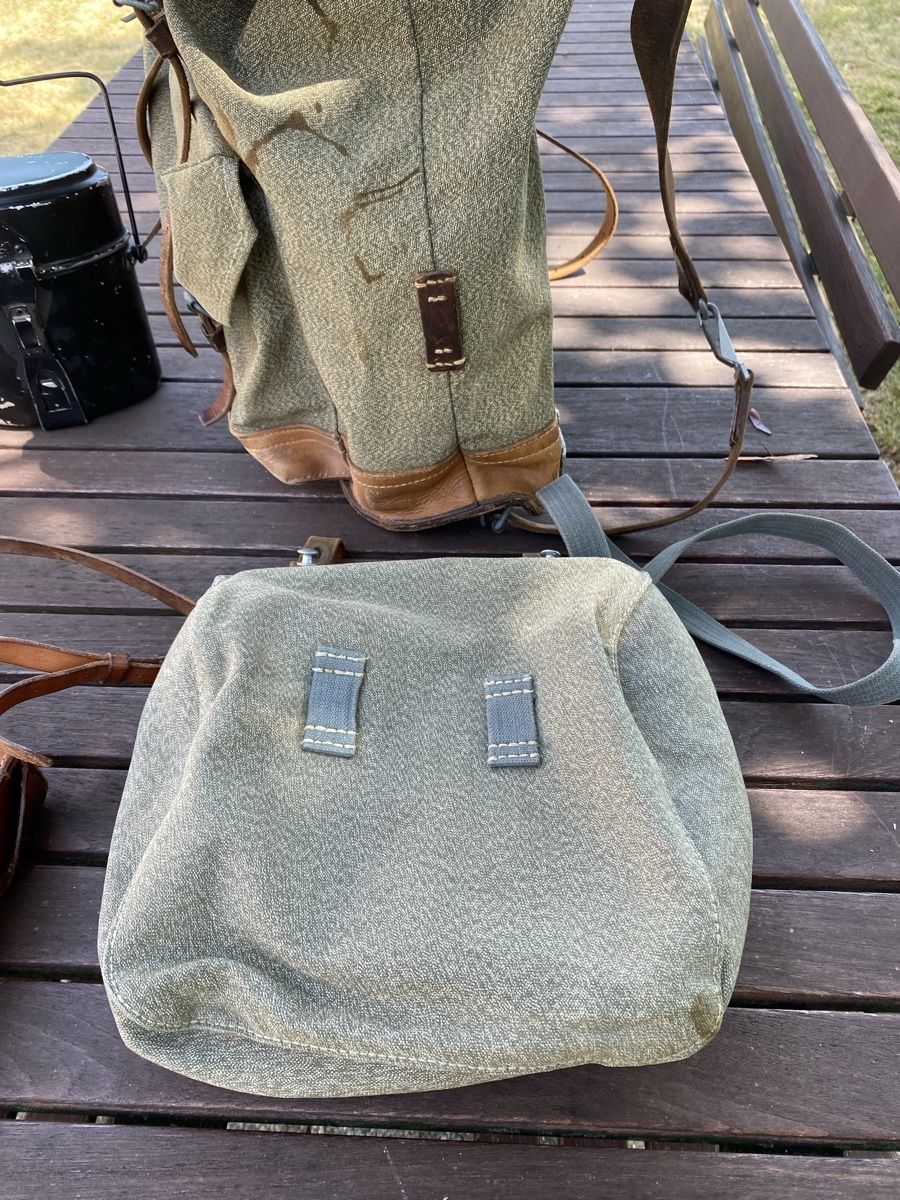 Armée suisse Sacs à dos: Armee Rucksack und Taschen Set mit Kochgeschirr  – D'occasion à Embrach par bea_8424 1