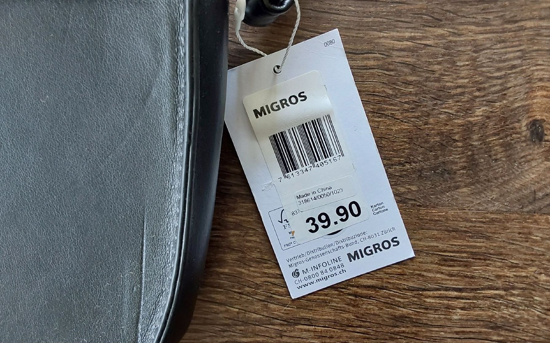 Borse da donna: Handtasche schwarz Migros neu – Nuovo e nell'imballaggio originale da Köniz venduto da scopello12 3