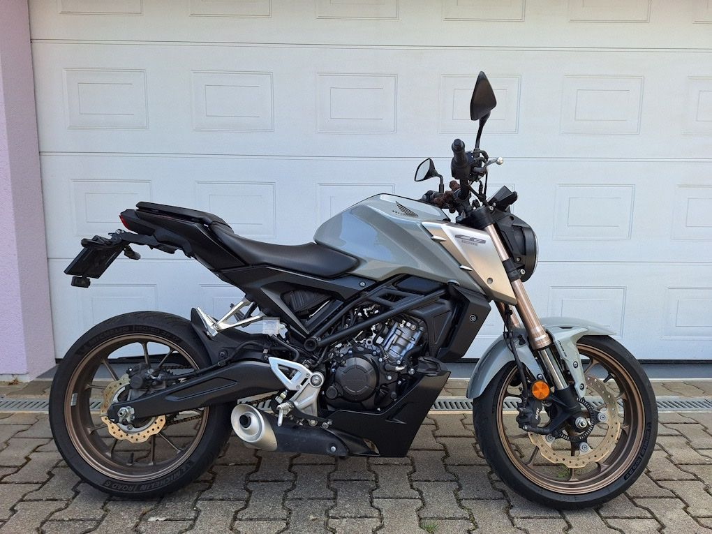 Honda Strasse: Honda Cb 125r 2021 – Defekt aus Lamboing von xly_gw98 1