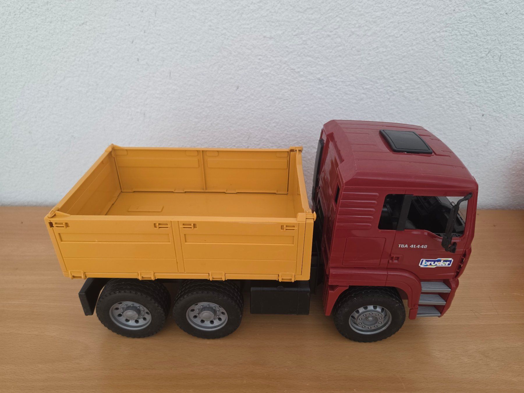Bruder Jouets: Bruder MAN TGA Kipplastwagen – Défectueux à Leimbach AG par jaja79 1