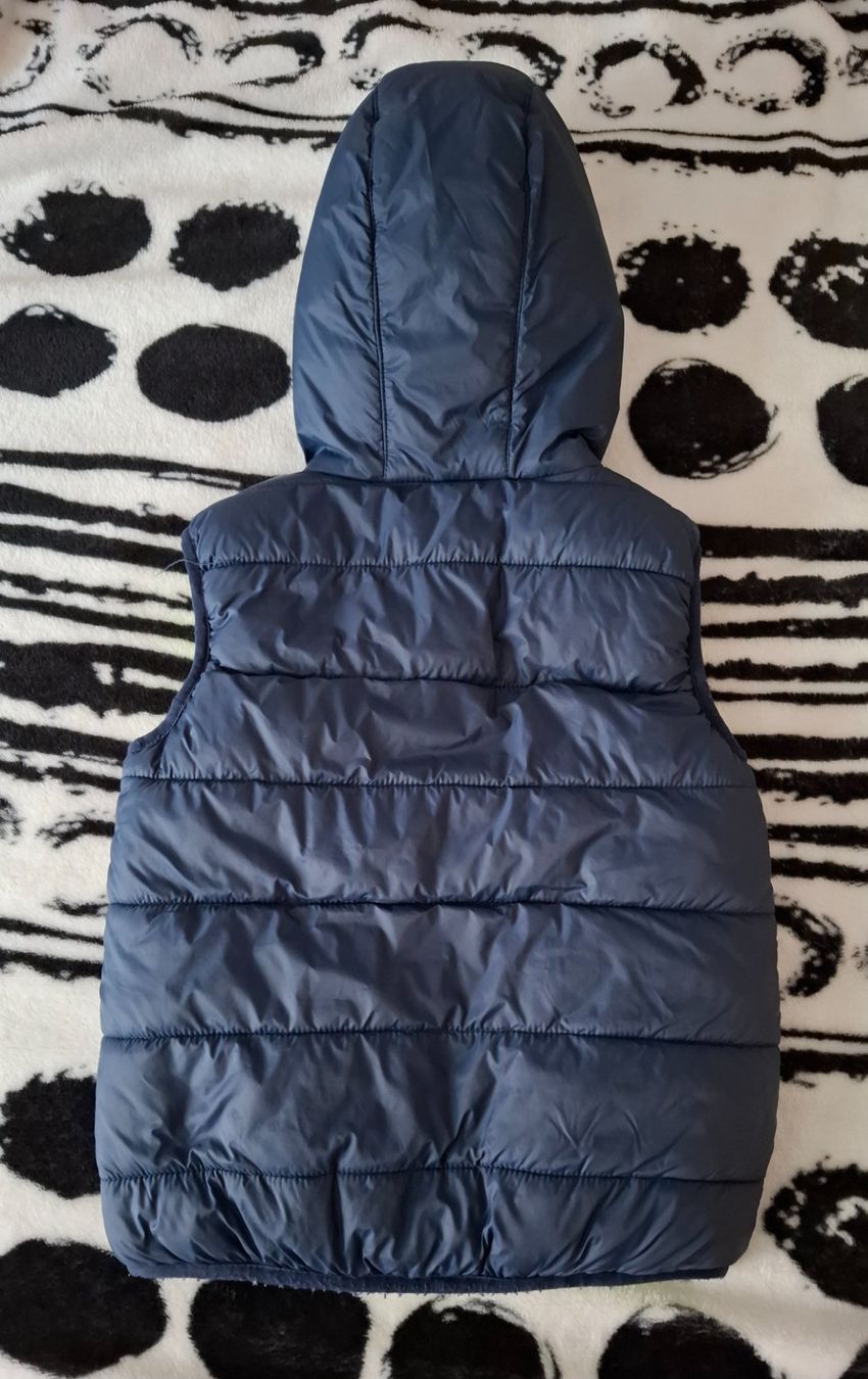 C&A Altro abbigliamento per bambino: Wendegilet gr.122 Blau/Gelb – Usato da Oberurnen venduto da rotty80 1
