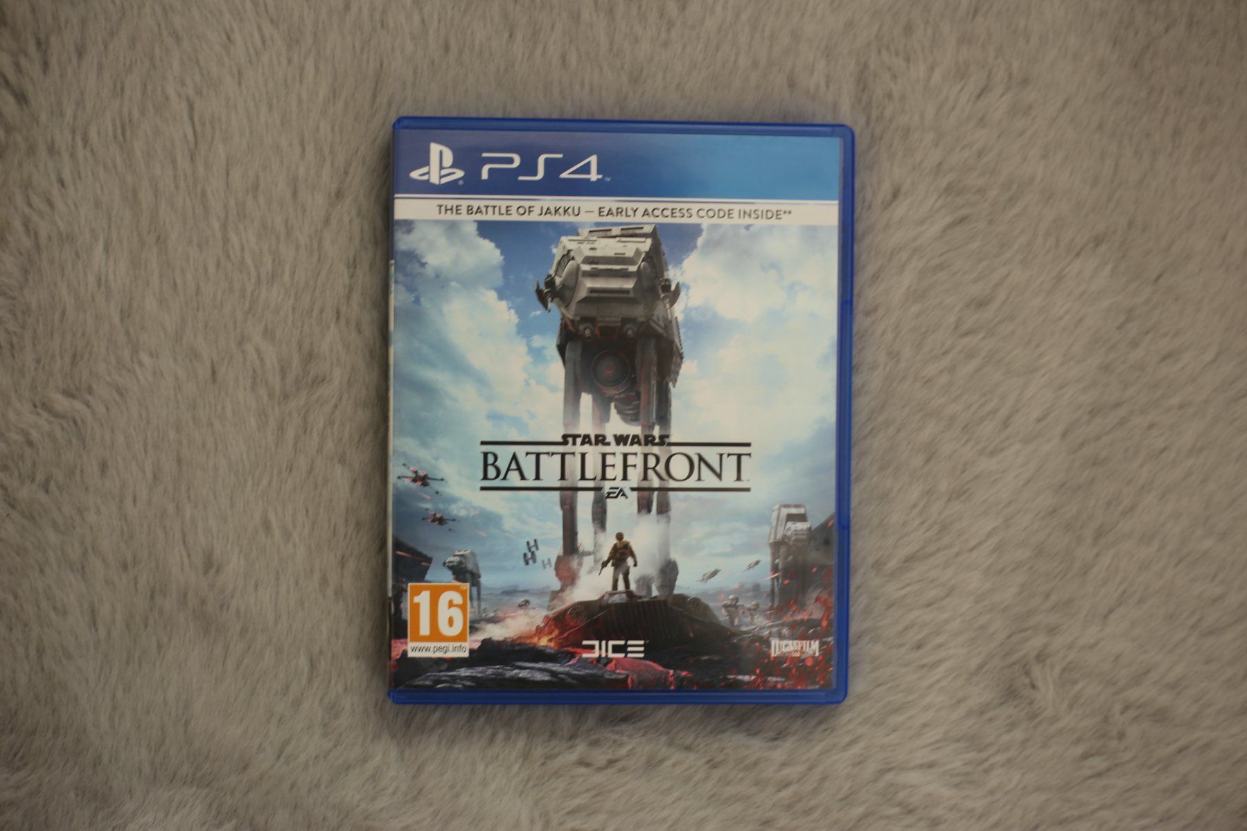 Giochi: PS4 Game: "Star Wars Battlefront" – Usato da Ruswil venduto da deb_w5rv