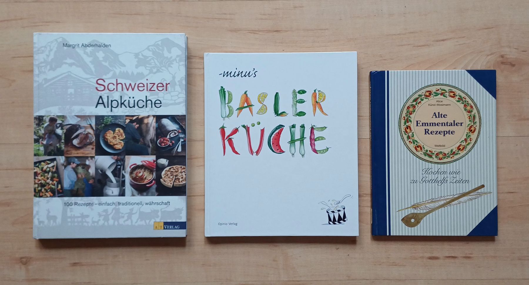 Libri: 3 SCHWEIZER KOCHBŪCHER – Usato da Baar venduto da Camii