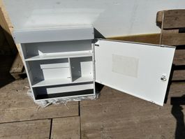 Spiegelschrank