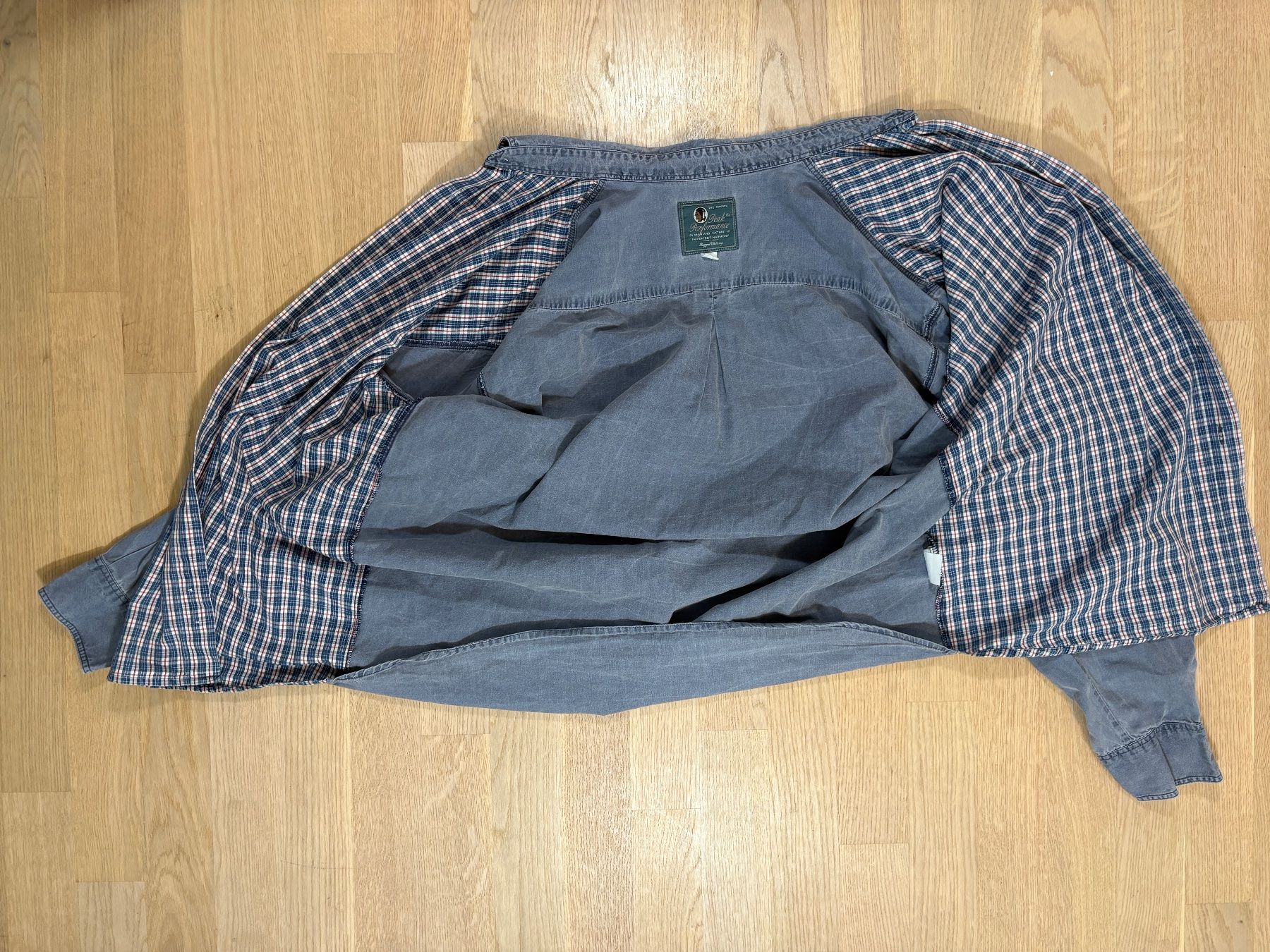 Peak Performance Camicie: Peak Performance Hemd – Usato da Elgg venduto da Jo_Naj 2