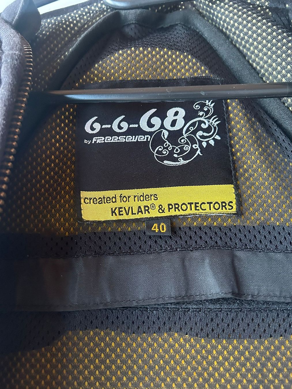 Giacche: motorradjacke Kevlar – Usato da Trüllikon venduto da lma_k7r9 4