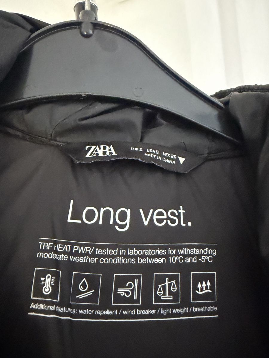 Gilets & Westen: Lange schwarze Steppweste – Gebraucht aus Rorschach von Tara234 3