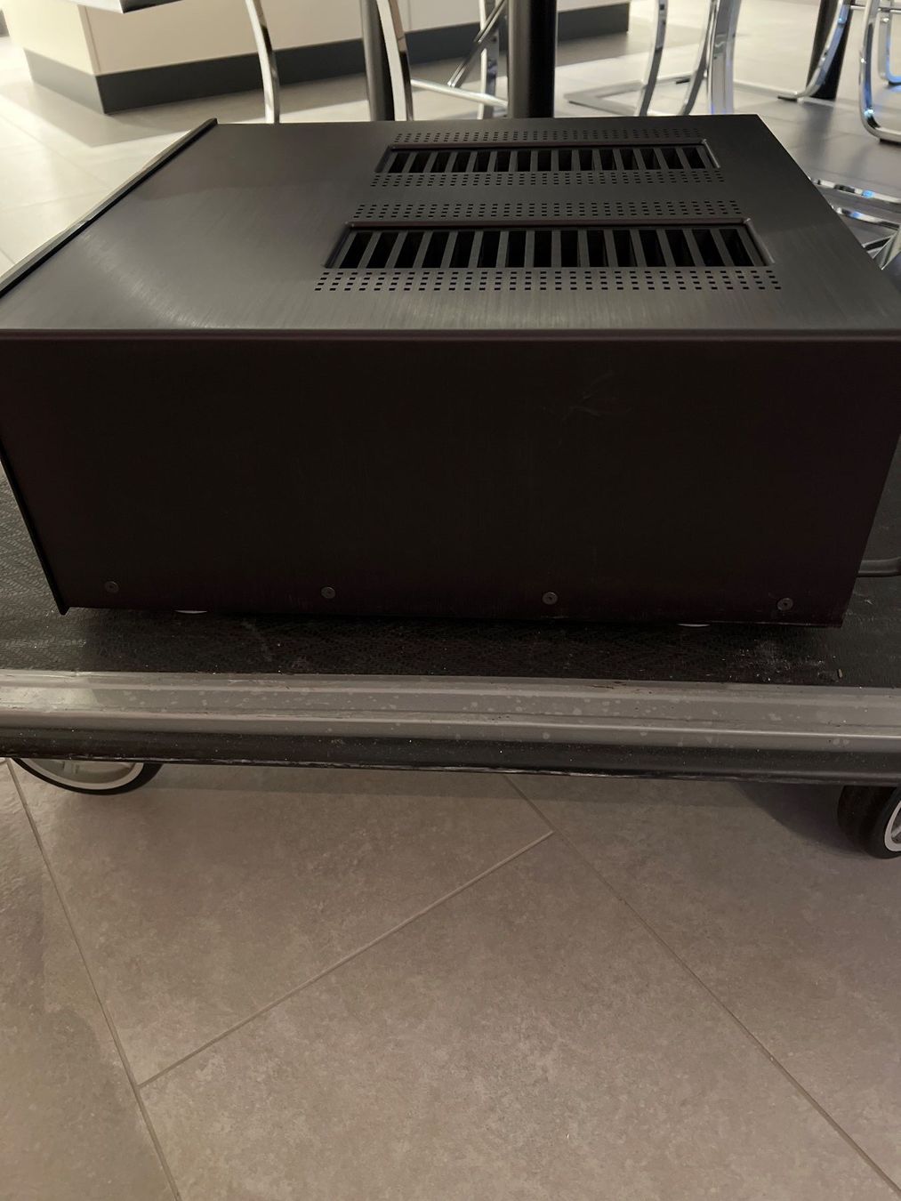 Mark Levinson Amplificatori: Highend Endstufe Mark Levinson ml 532 H – Usato da Künten venduto da ml380 3