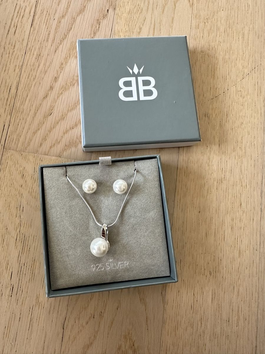 Autres bijoux: Kette mit Ohrstecker  – D'occasion à Kleinandelfingen par Elader