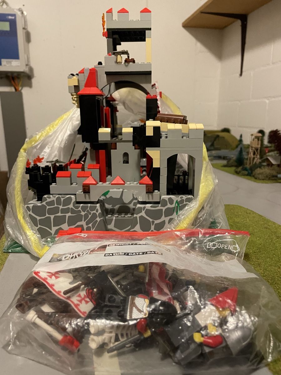 Lego Giocattoli: Lego Burg 6098 … – Usato da Gelterkinden venduto da Schatzsucher01 1