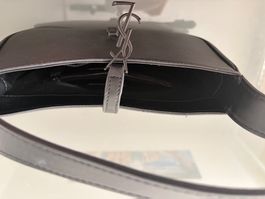 YSL Schultertasche Schwarz