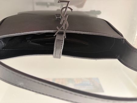 YSL Schultertasche Schwarz