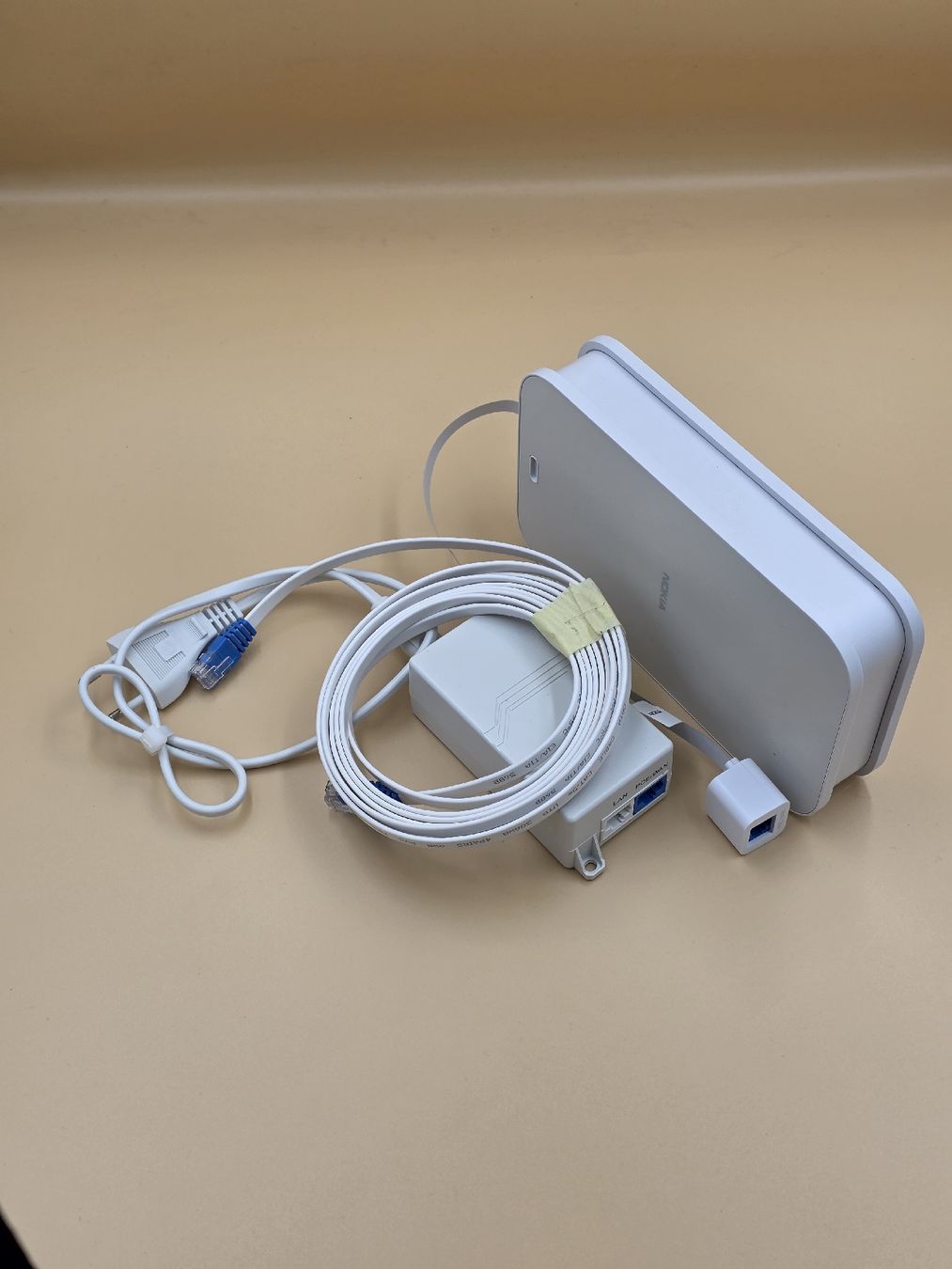 Swisscom Modem & Router: Swisscom Router set mit 5G Antenne   – Usato da Lanzenhäusern venduto da Abshot 4