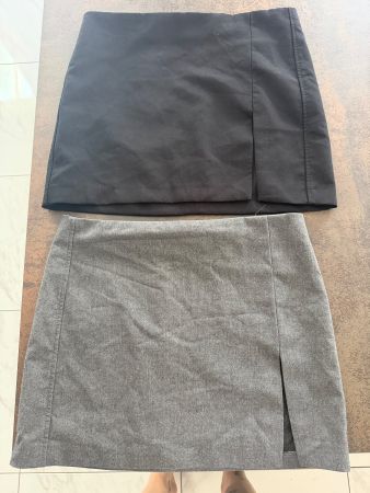 Bershka 2er-Pack schicke Röcke schwarz & grau Gr. S