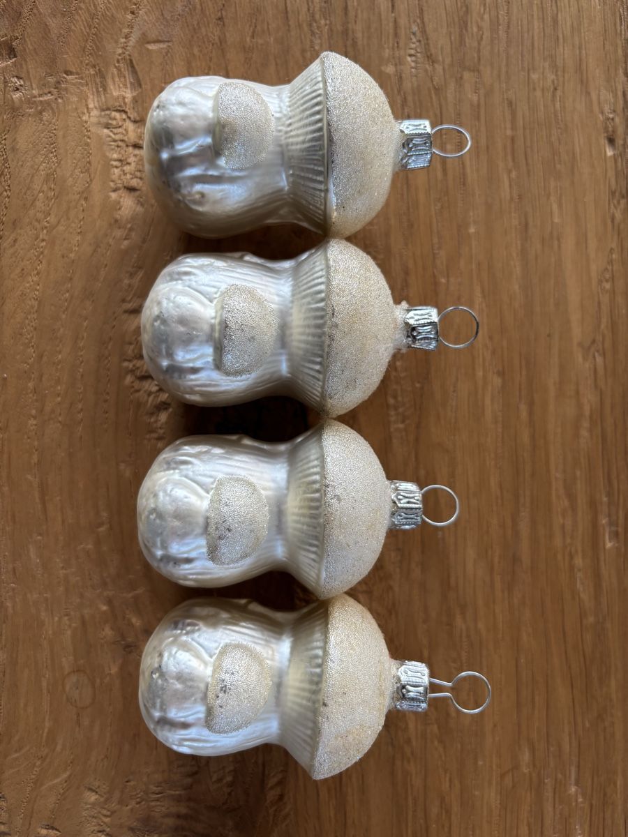 Tutte le decorazioni: Echtglas Weihnachtspilze silber/weiss – Usato da Lindau venduto da Mkey1