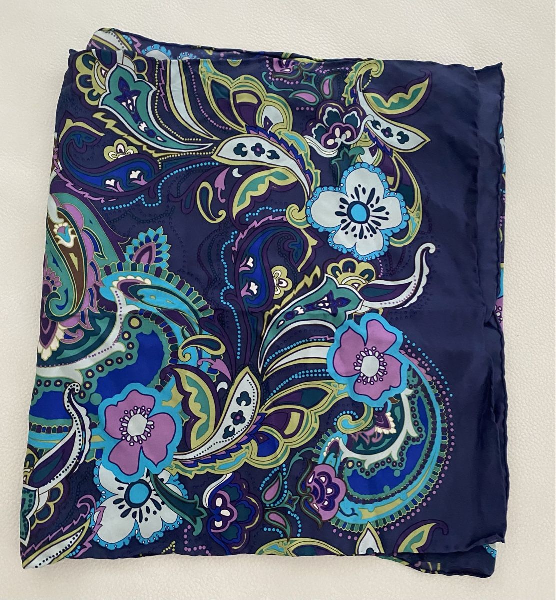 Foulard & Sciarpe: Seiden Schal 🌸 – Usato da Opfikon venduto da Luis144 4