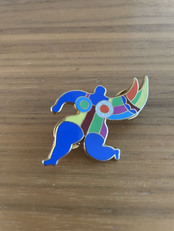 Spille & Fermagli: Pins/Brosche Nana von Niki de Saint Phalle – Usato da Agriswil venduto da Mafi_69