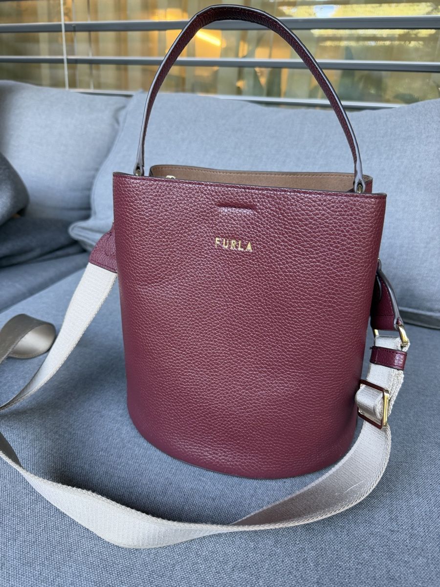 Furla Borse da donna: Furla Handtasche – Usato da Fällanden venduto da Caramel7