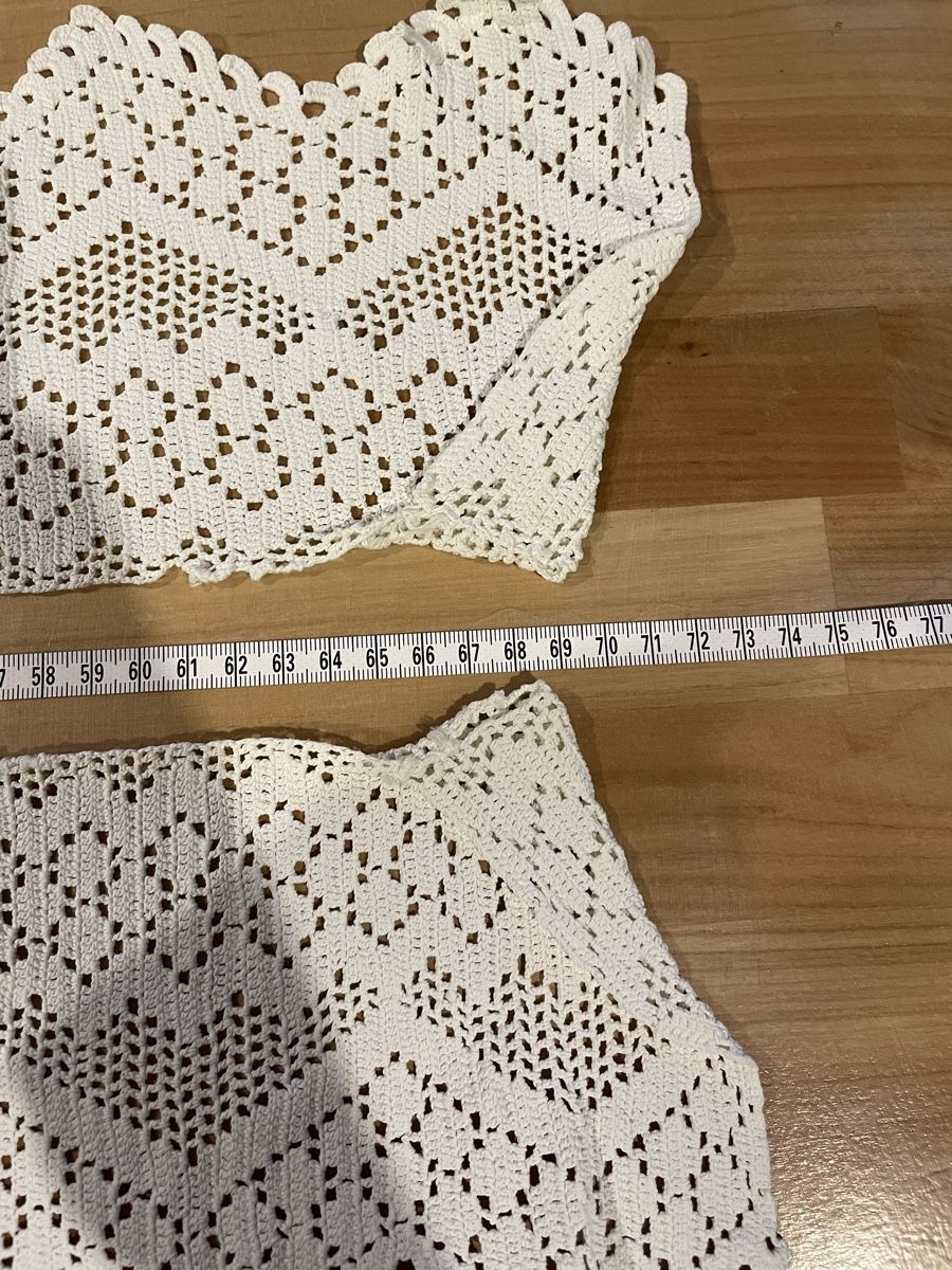 Tessuti: 2x Spitzen Band – Usato da Rümlang venduto da euqinom16 2