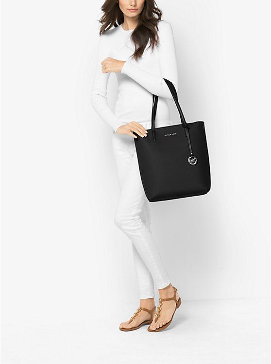 Michael Kors Borse da donna: Michael Kors Quinn Tote Bag – Usato da Genève venduto da toandfrom 4